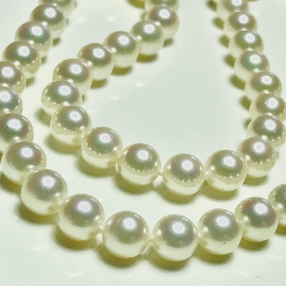 ⭐️HOST PICK⭐️ MIKIMOTO Akoya Pearl Necklace w/18KT Gold Clasp - Picture 10 of 14